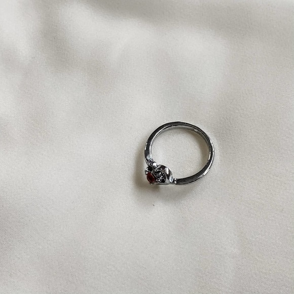 VTG Dainty Hot Pink Heart Skinny Ring - Picture 6 of 7